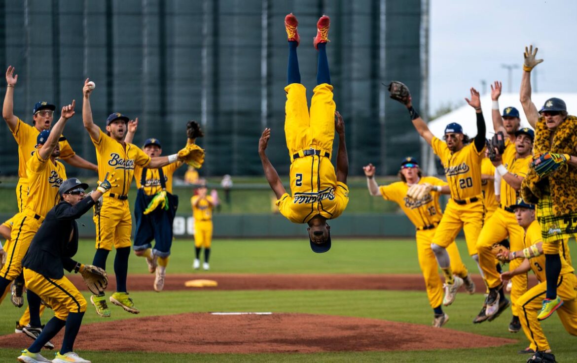 savannah-bananas-minor-league-celebrating-getty